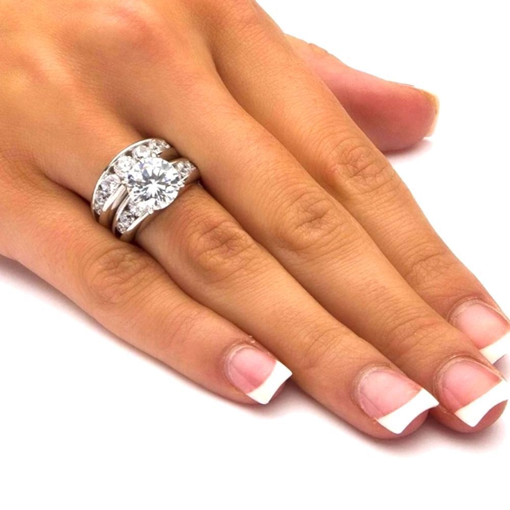 Gorgeous Silverplated 6.09ct Round Stone Wedding Ring Set